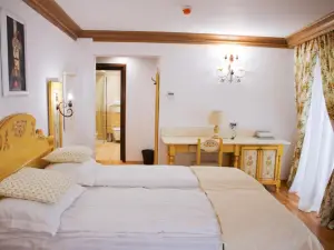 Casa Comana Boutique Hotel