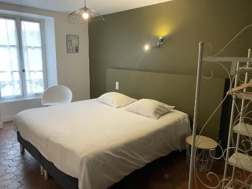 Le Pigeonnier Centre Historique Auxerre Hotels in Venoy