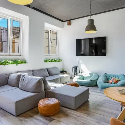 Hostellicious Hotels near Arco do Repouso