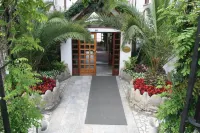 Diapolis Hotel Hotels in 