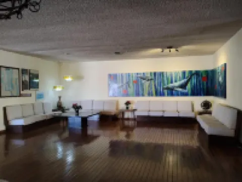 ザ ハーフウェイ イン