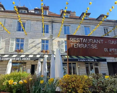 Le Comptoir du Voyageur Hotels in Arbois