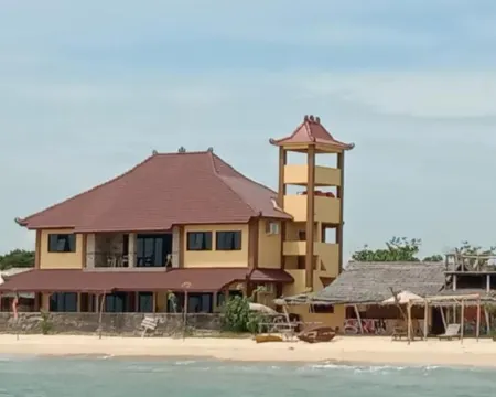 Omah Laut Bondo Jepara Hotel di Kecamatan Bangsri