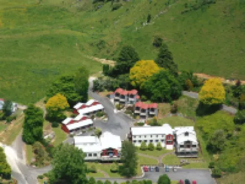 Waitomo Village Chalets Home of Kiwipaka Hotels in Waitomo Caves