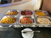 Albert Hotel - breakfast