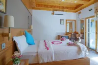 Fasdheythere Inn Maldives Отели в г. 