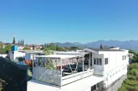 Kontena Hotel - Mountain view