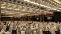 The Everly Lhesson Kuching