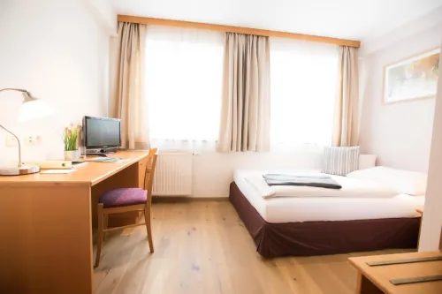 Hotel Moserwirt - parking