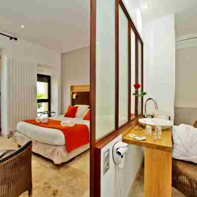 Hôtel Le Compostelle Rooms