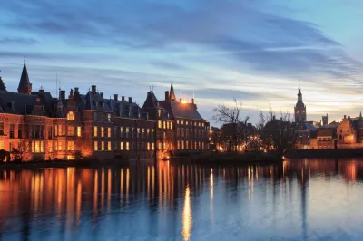 シュトラントホテル スヘフェニンゲン のホテル