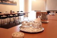 하버 시티 모터 인 & 컨퍼런스