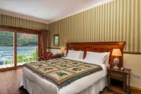 The Whispering Pine Lodge Hotels in Spean Bridge