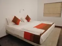 Kutumbaya Hotels in Anuradhapura