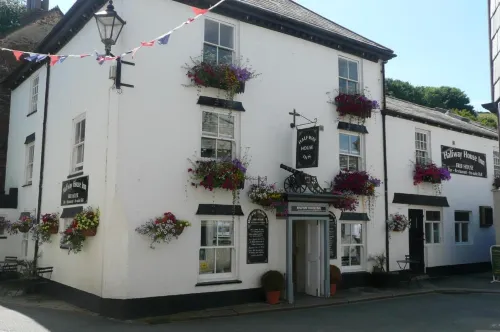 Halfway House Inn Hotels in Cawsand