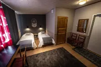 Isokenkäisten Klubi - Wilderness Lodge Các khách sạn ở 