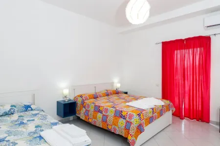 La casa sul faro Отели в г. Прочида