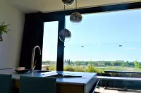 Kaai11 - Riverview Lofts & Suites Hotels in Beveren