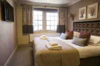 Royal Ship Hotels in Machynlleth
