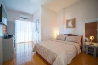Smak's Hotel