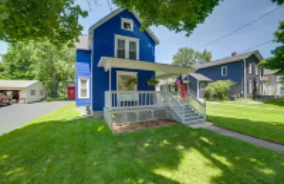 帶火坑、燒烤和庭院：阿德里安的家庭住宅