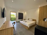 Minh Hải resort Các khách sạn gần Vườn lan Dominic Dong