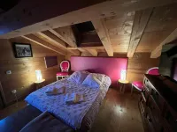 Chambres et Mazots du Chalet de Mado Hotel a Demi-Quartier