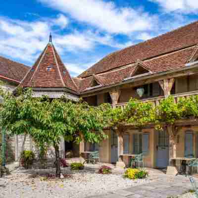 Auberge La Beursaudière Hotel Exterior