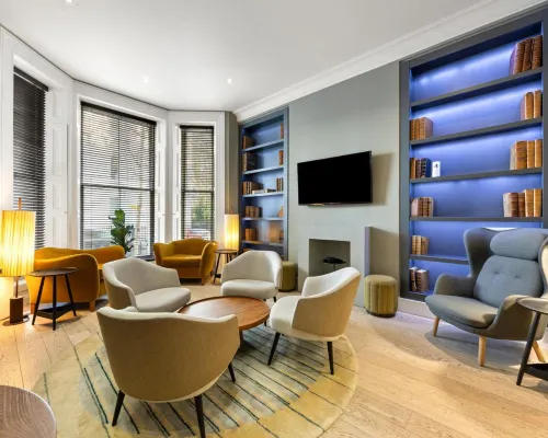 Kula London - Kensington Hotels near Wandsworth