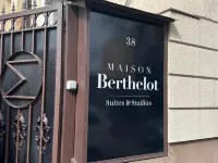 Maison BERTHELOT Hotels near كوتروسيني
