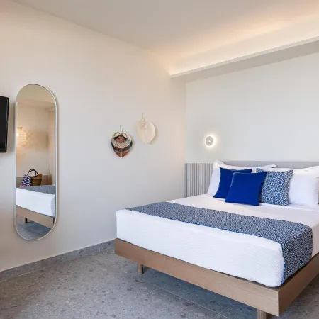 Romantica Hotel Apartments