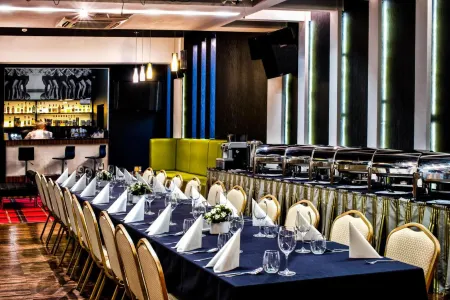 Hotel Lamberton Отели в г. Ожарув-Мазовецкий