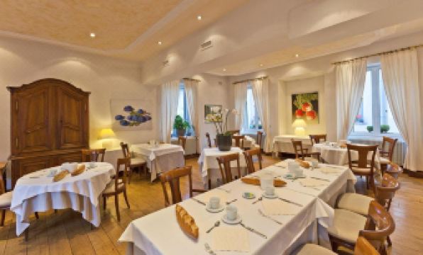 Hotel Restaurant Auberge Metzger - Housity