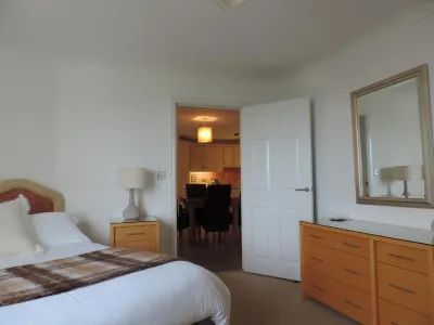 Sea Breeze Apartment
