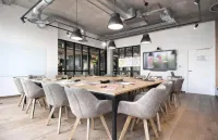 Coloft Hotels in Lesquin