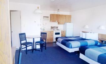 Cardston Inn