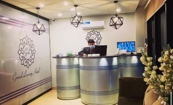 Grand Luxury Hotel Multan