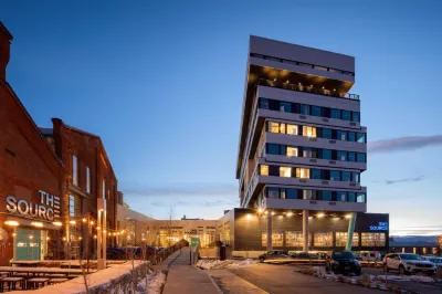 The Source Hotel فنادق في North Washington