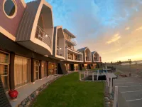 At the Sea Boutique Guesthouse Hotels near Sunset Viewpoint