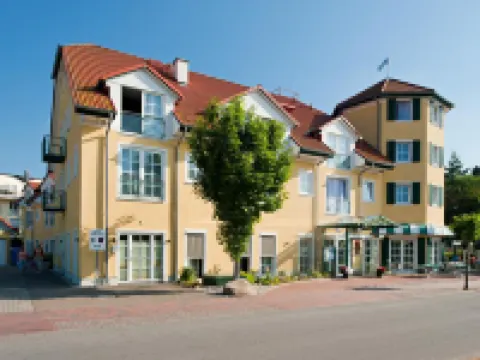 Strandhotel Seestern Hotels in Baabe