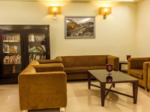 卡拉維拉斯酒店 馬達萊納酒店