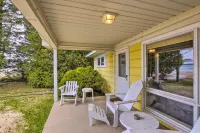Cozy Baileys Harbor Cottage on Lake Michigan! - WiFi