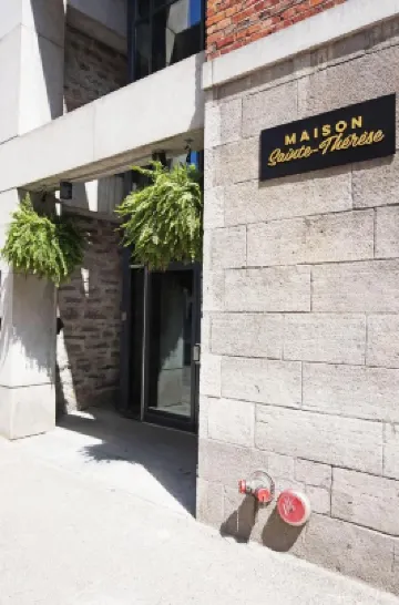 Maison Sainte-Thérèse by Maisons & co Hotels in Montreal