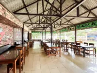 RedDoorz at Pondok Alief near Pantai Ujung Genteng 3 Hotels in Ciracap