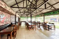 RedDoorz at Pondok Alief near Pantai Ujung Genteng 3 - 2-Star