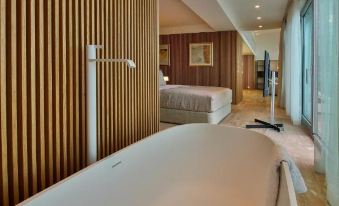 Flamingo Grand Hotel & Spa