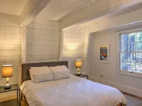 Tahoe City A-Frame Home 10 Mi to Skiing! Hotels in Dollar Point