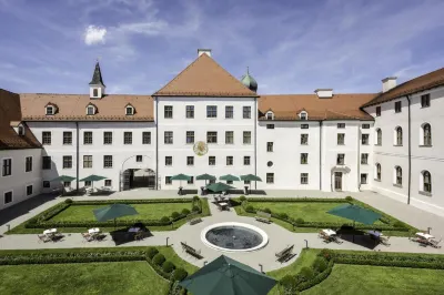 Kloster Seeon Kultur- und Bildungszentrum des Bezirks Oberbayern Hotels in der Nähe von Red Lock