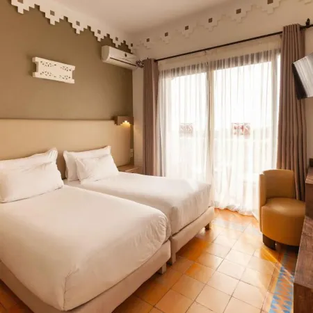 Borjs Hotel Suites & Spa