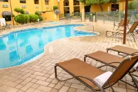 Holiday Inn Express CHIHUAHUA by IHG - Pools